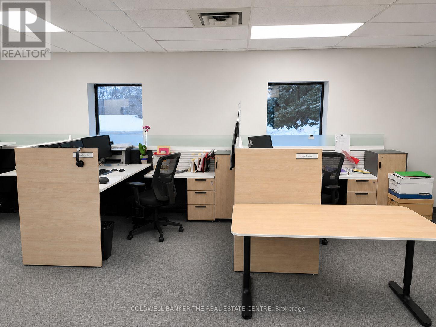 920 Sheldon Court E, Burlington, Ontario  L7L 5K6 - Photo 19 - W13087772