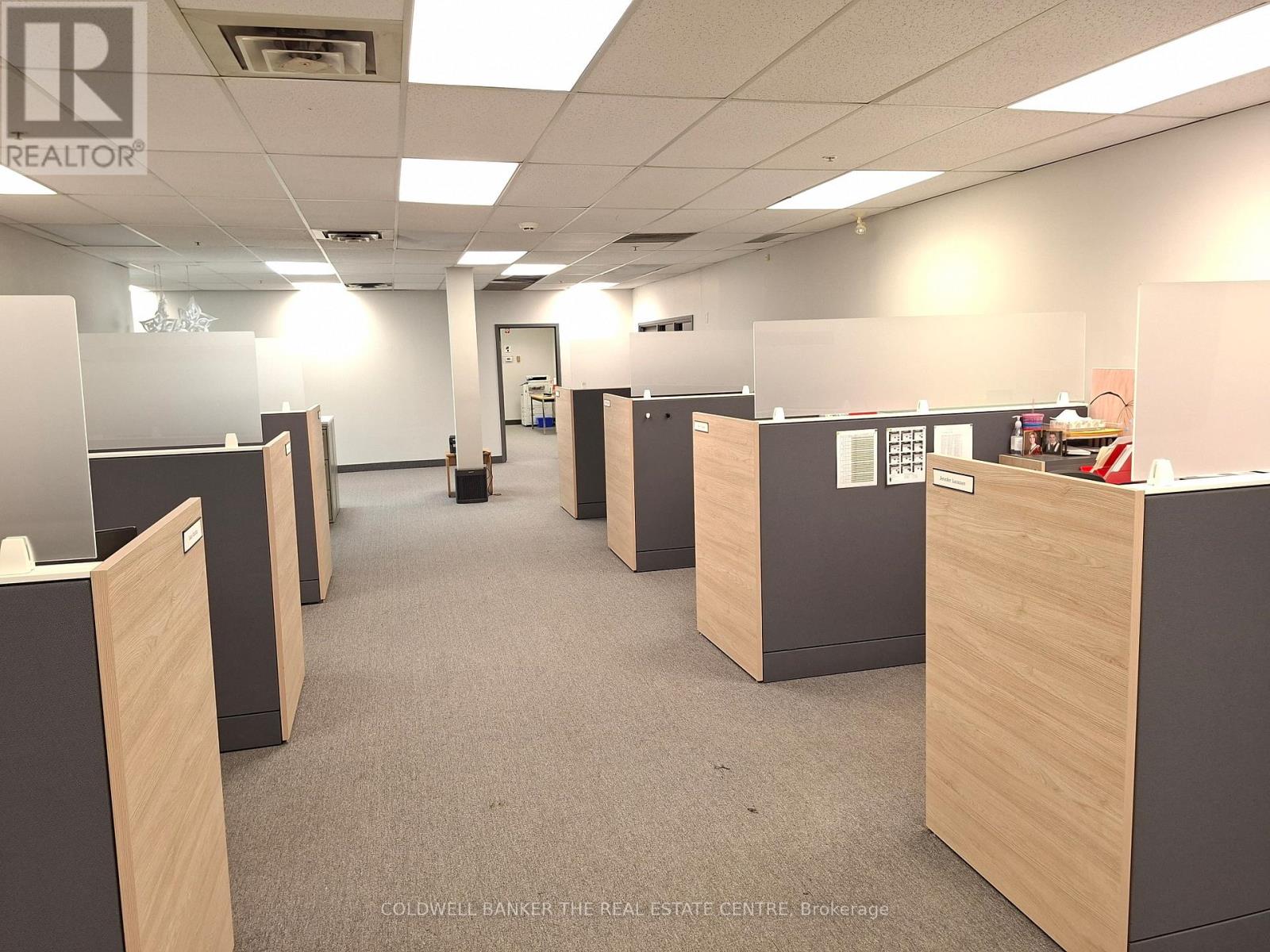 920 Sheldon Court E, Burlington, Ontario  L7L 5K6 - Photo 22 - W13087772