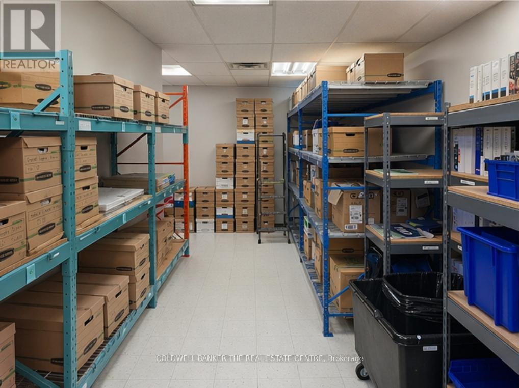 920 Sheldon Court E, Burlington, Ontario  L7L 5K6 - Photo 27 - W13087772