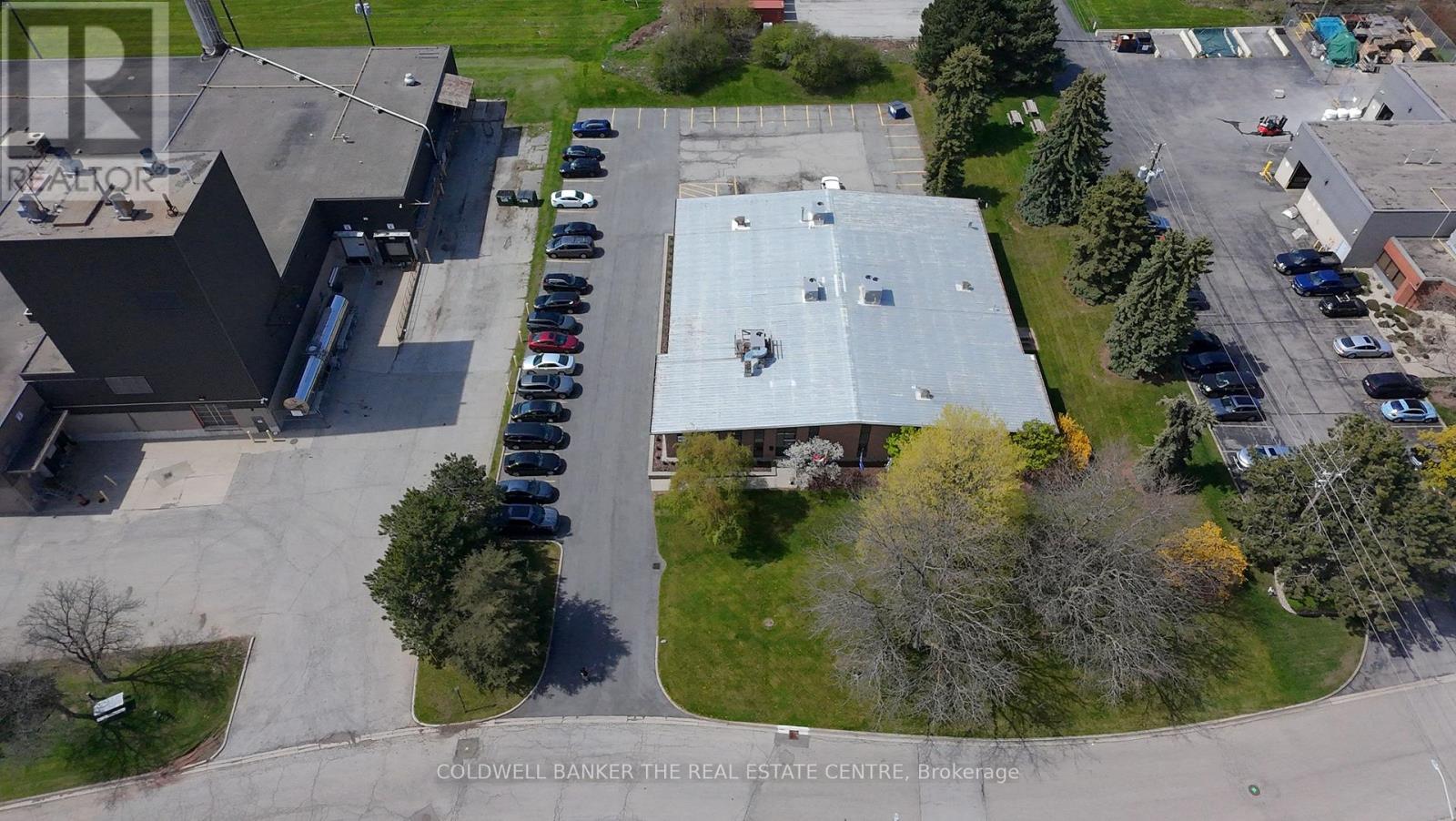 920 Sheldon Court E, Burlington, Ontario  L7L 5K6 - Photo 30 - W13087772