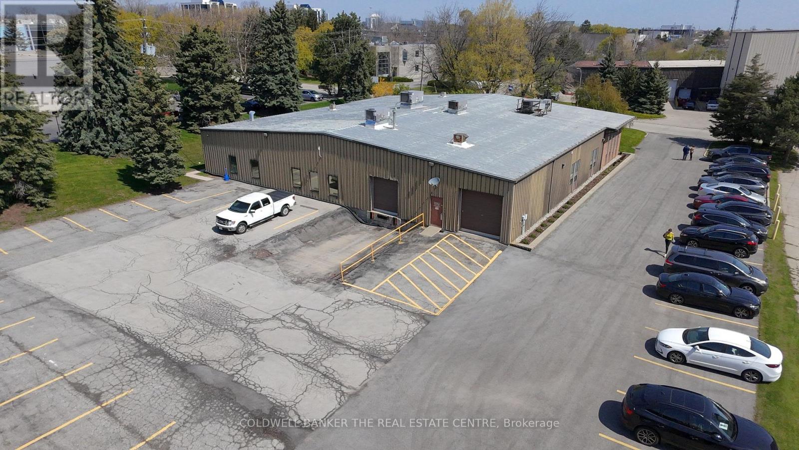 920 Sheldon Court E, Burlington, Ontario  L7L 5K6 - Photo 35 - W13087772