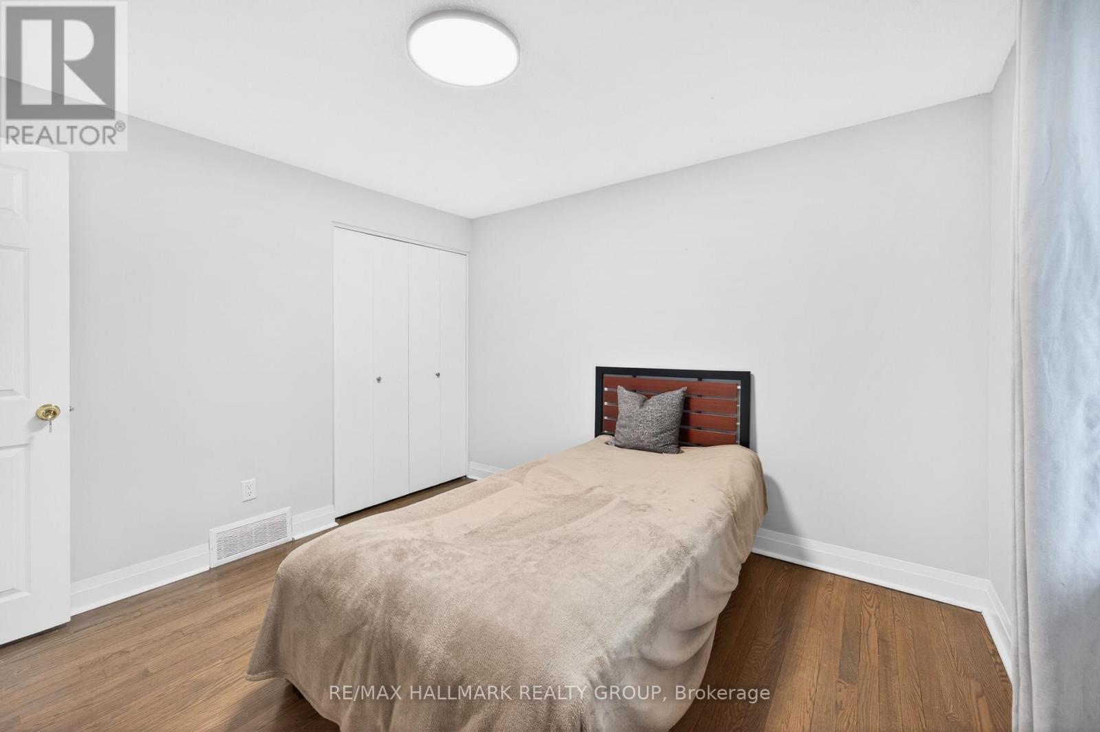 1930 Southampton Court, Ottawa, Ontario  K2C 0W4 - Photo 31 - X13082086