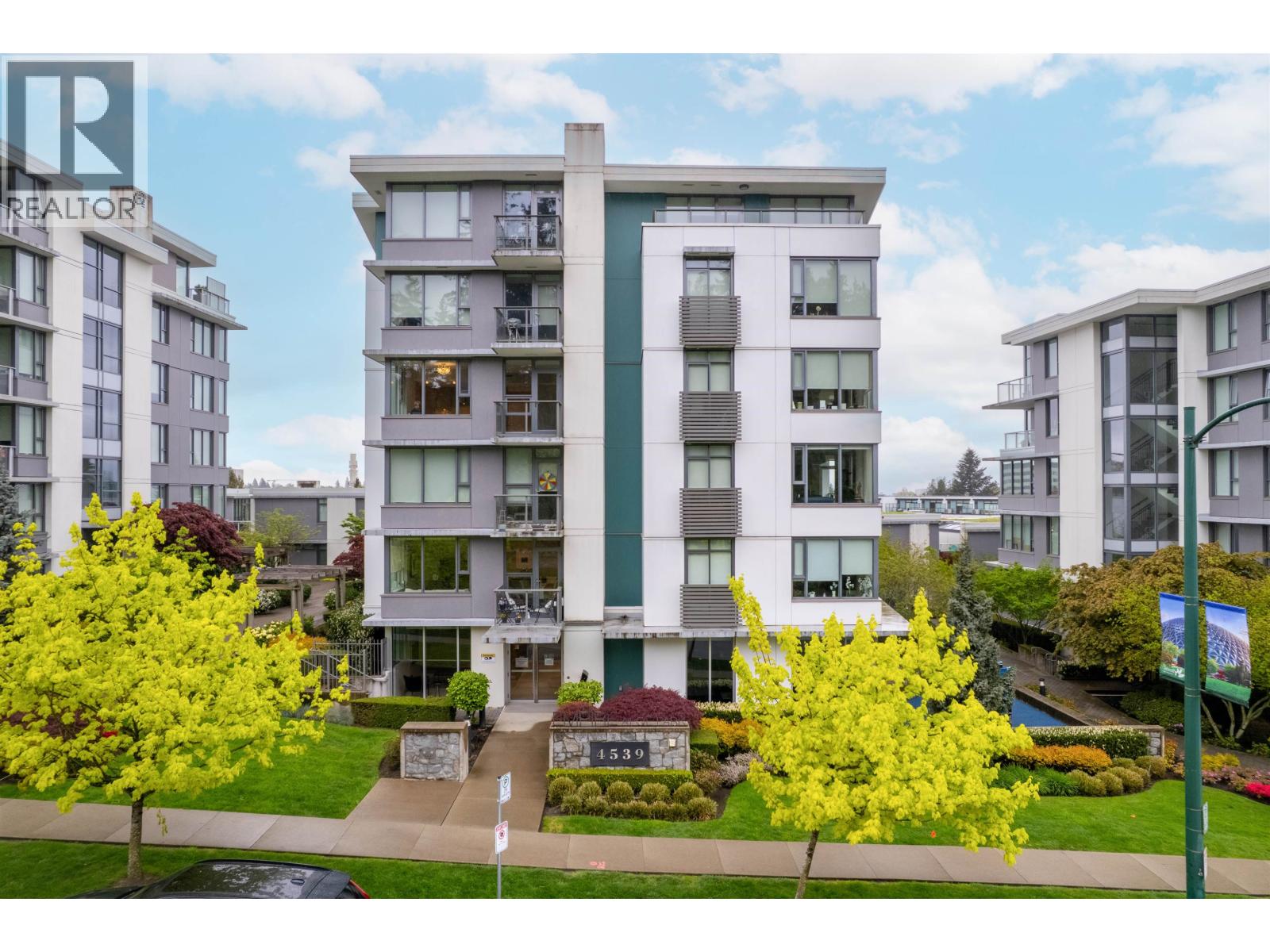503 4539 CAMBIE STREET, Vancouver, British Columbia