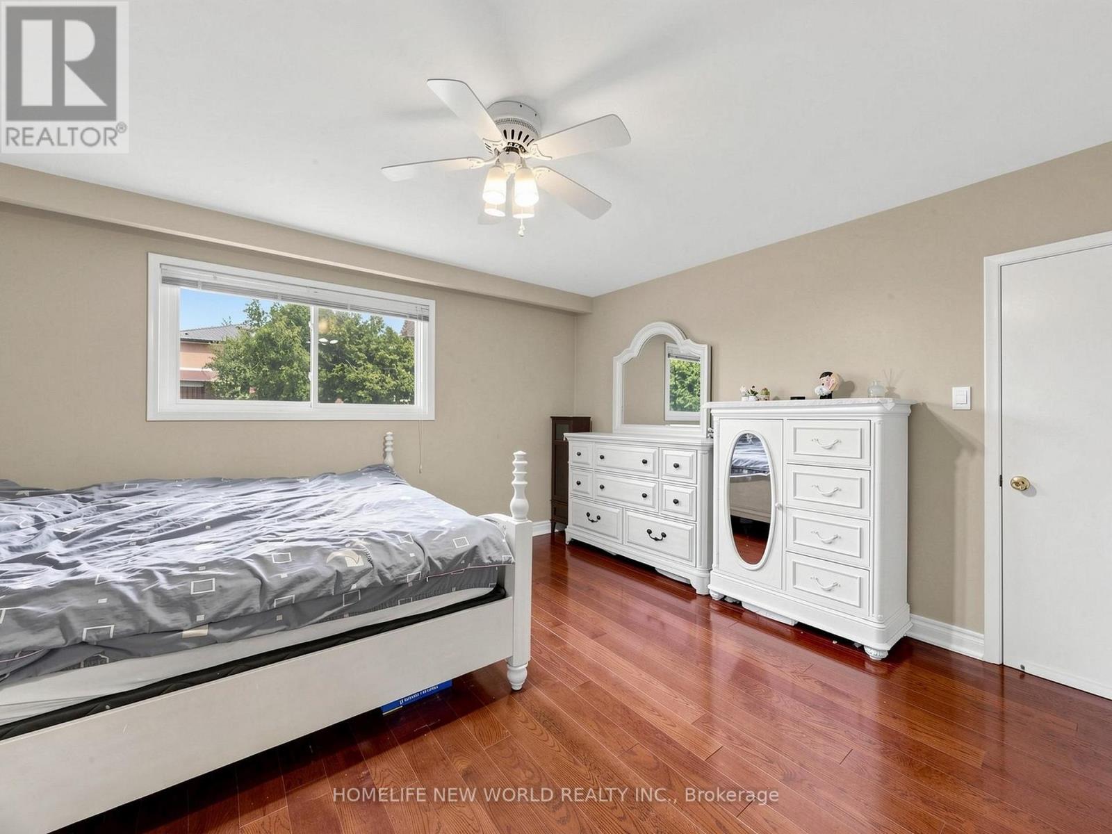 19 Robingrove Road, Toronto, Ontario  M2R 2Z6 - Photo 17 - C13081574
