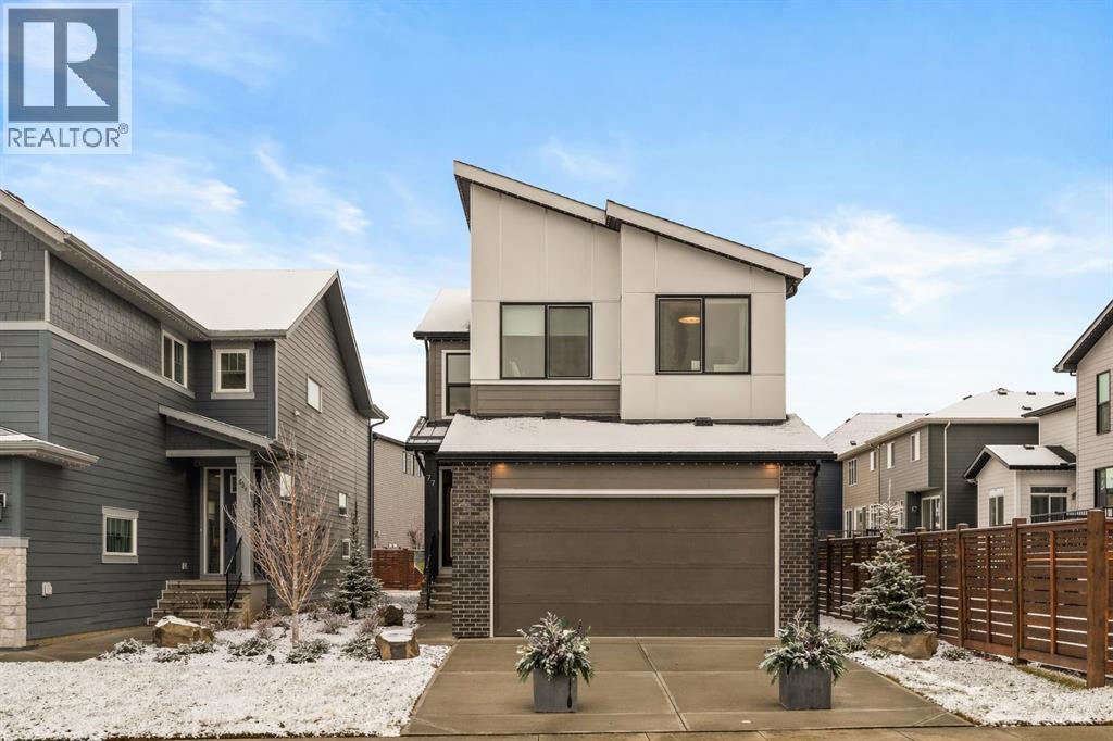 103 Silver Spruce Grove, Calgary, Alberta  T2X 5M1 - Photo 2 - A2302713