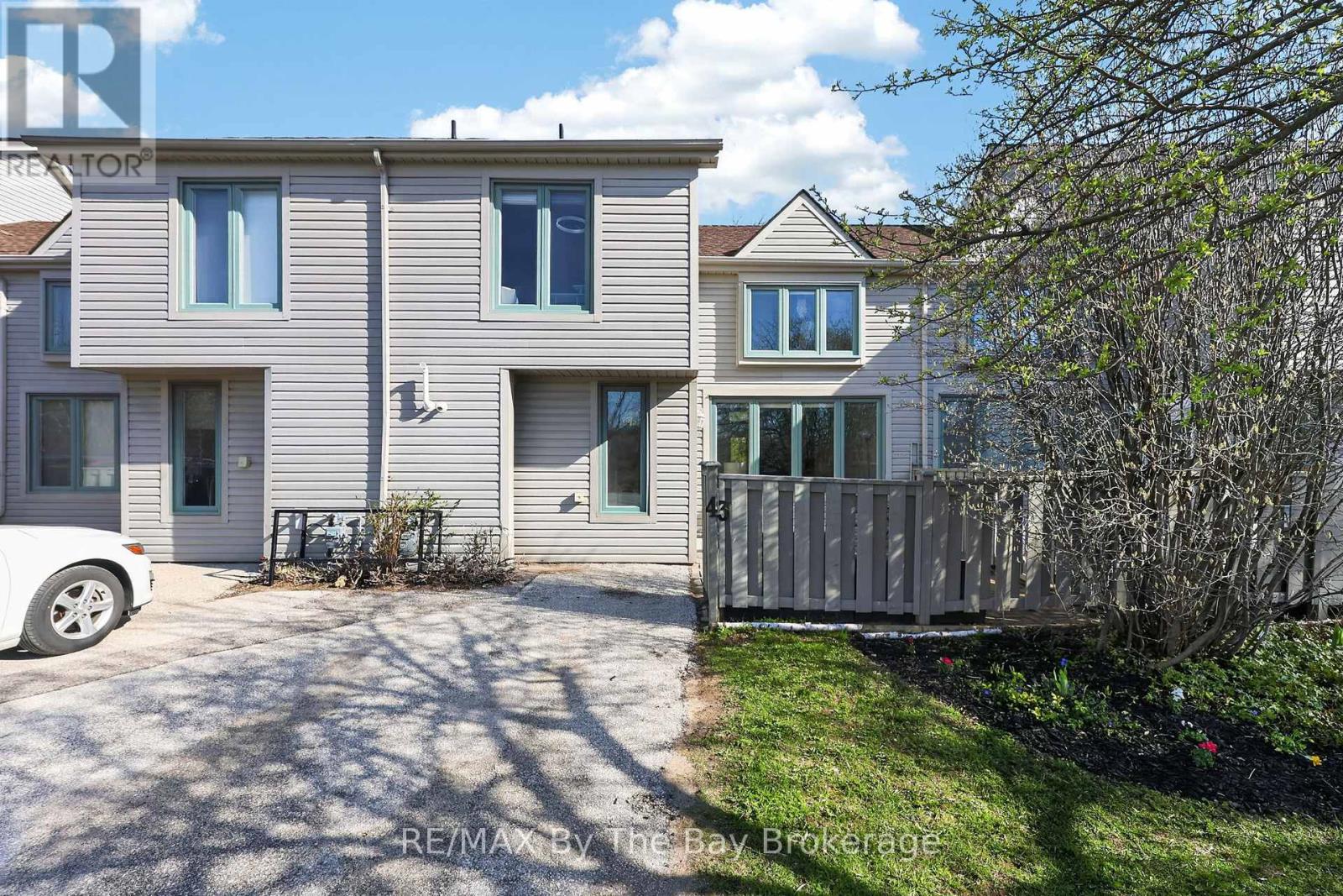 43 TRAFALGAR ROAD, Collingwood, Ontario