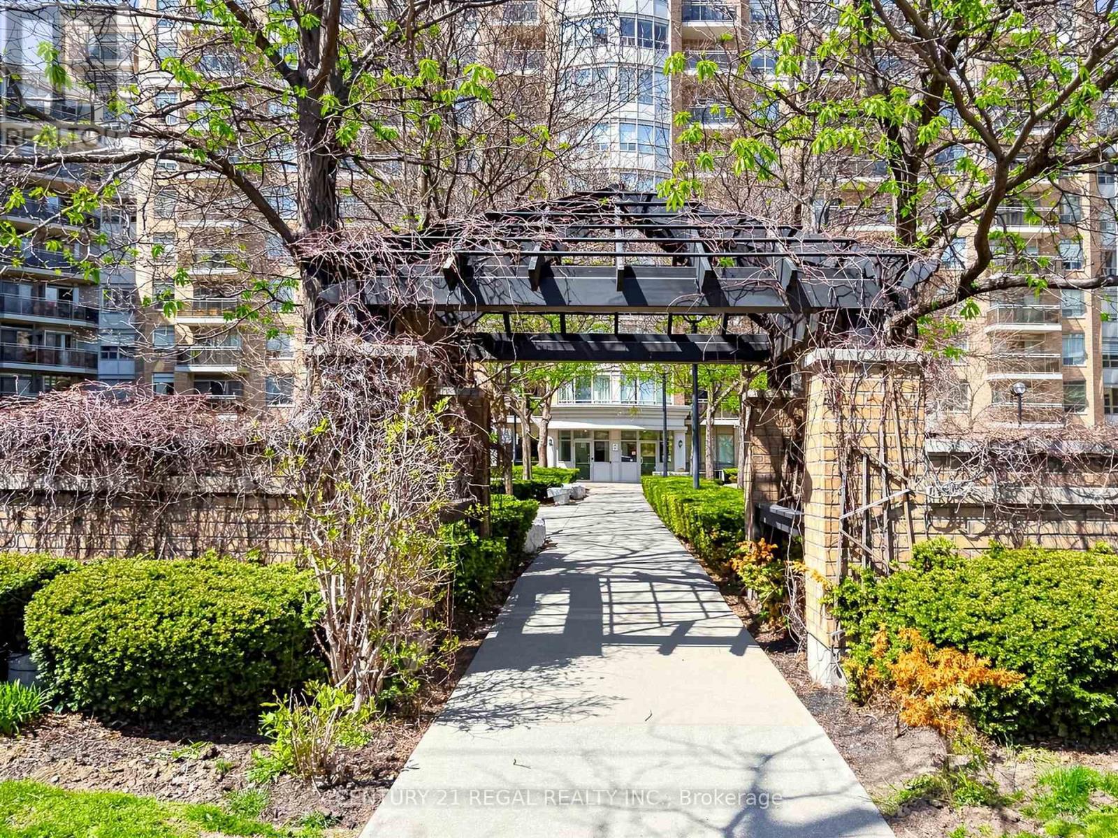 336 - 650 Lawrence Avenue W, Toronto, Ontario  M6A 3E8 - Photo 2 - C13082364