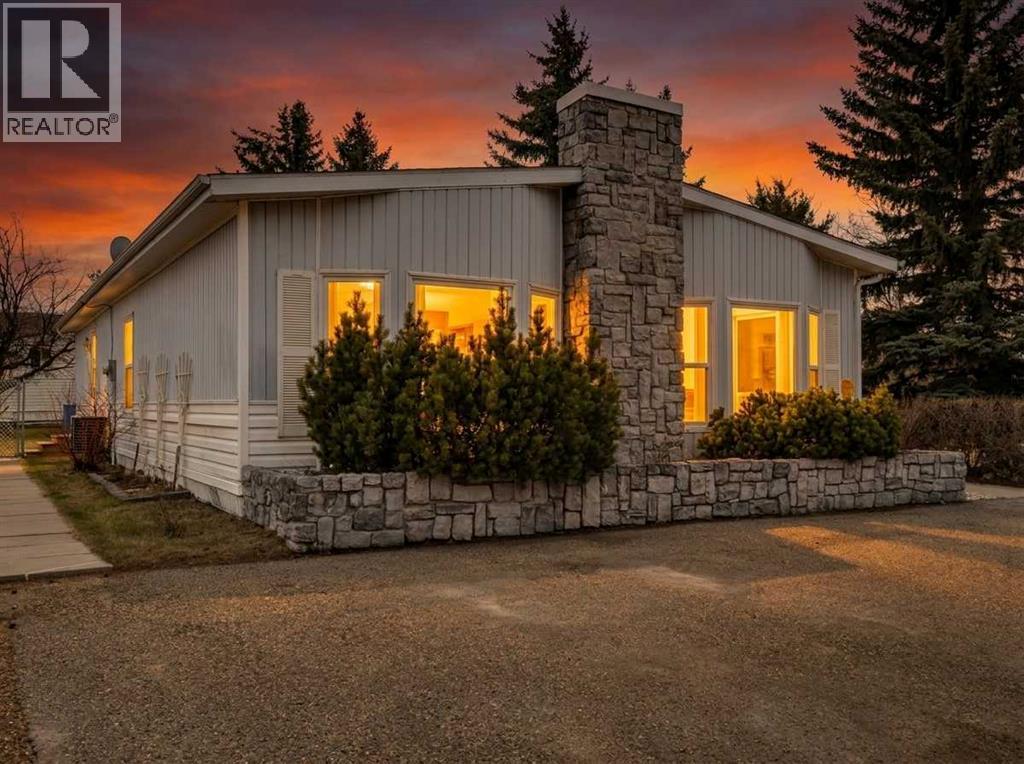 101, 37543 England Way, Rural Red Deer County, Alberta  T4S 2C3 - Photo 1 - A2304917