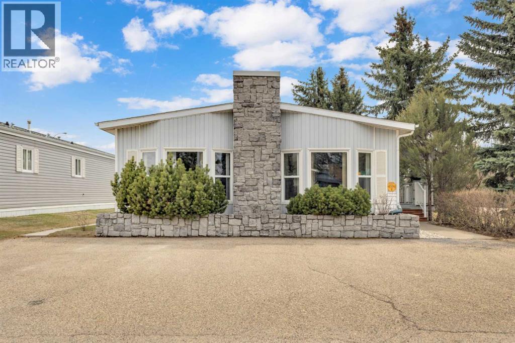 101, 37543 England Way, Rural Red Deer County, Alberta  T4S 2C3 - Photo 3 - A2304917