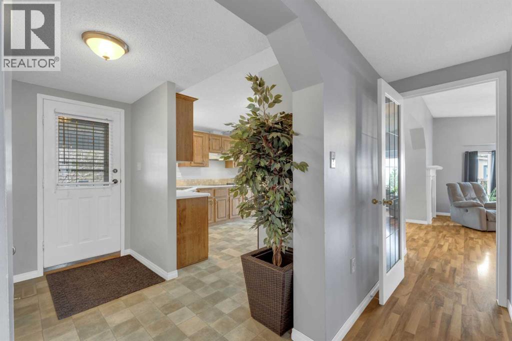 101, 37543 England Way, Rural Red Deer County, Alberta  T4S 2C3 - Photo 4 - A2304917