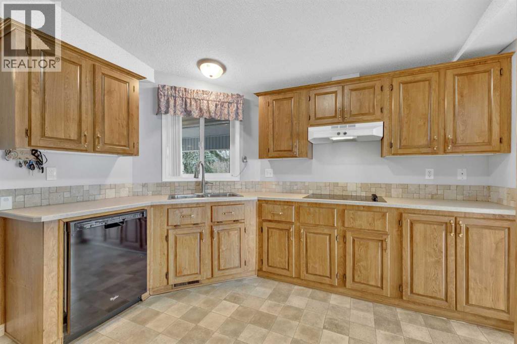 101, 37543 England Way, Rural Red Deer County, Alberta  T4S 2C3 - Photo 6 - A2304917