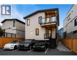 2 369 E 16TH AVENUE, Vancouver, British Columbia
