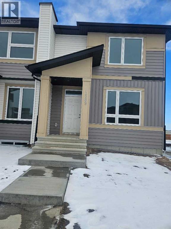 1969 Mccaskill Drive, Crossfield, Alberta  T0M 0S0 - Photo 2 - A2297466