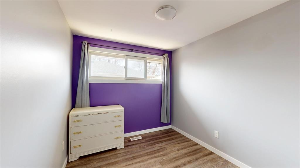 3 Newark Road, Winnipeg, Manitoba  R2J 1Z1 - Photo 16 - 202608624
