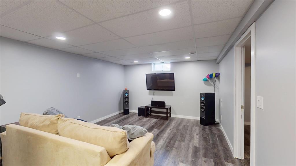 3 Newark Road, Winnipeg, Manitoba  R2J 1Z1 - Photo 21 - 202608624