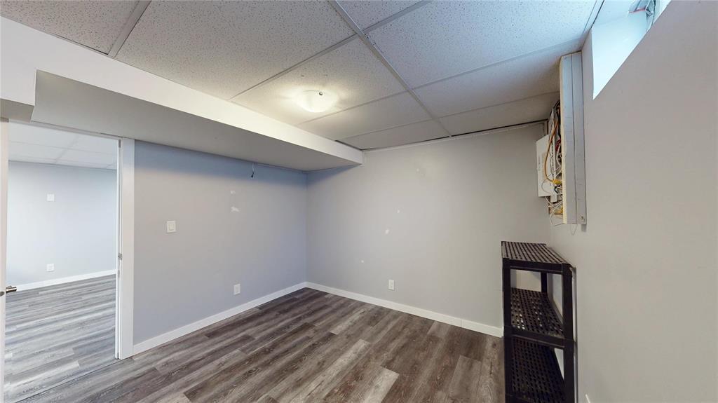 3 Newark Road, Winnipeg, Manitoba  R2J 1Z1 - Photo 25 - 202608624