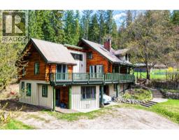 375 Alexander Road, Nakusp, British Columbia