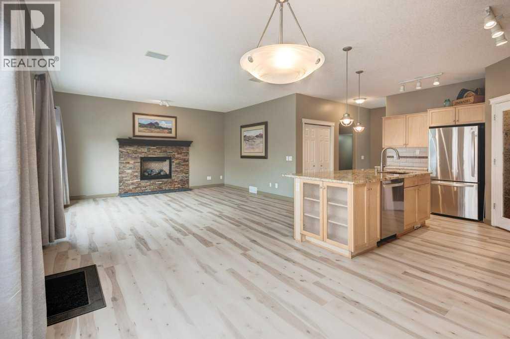 427 Copperfield Boulevard SE, Calgary, Alberta  T2Z 4C4 - Photo 8 - A2300136