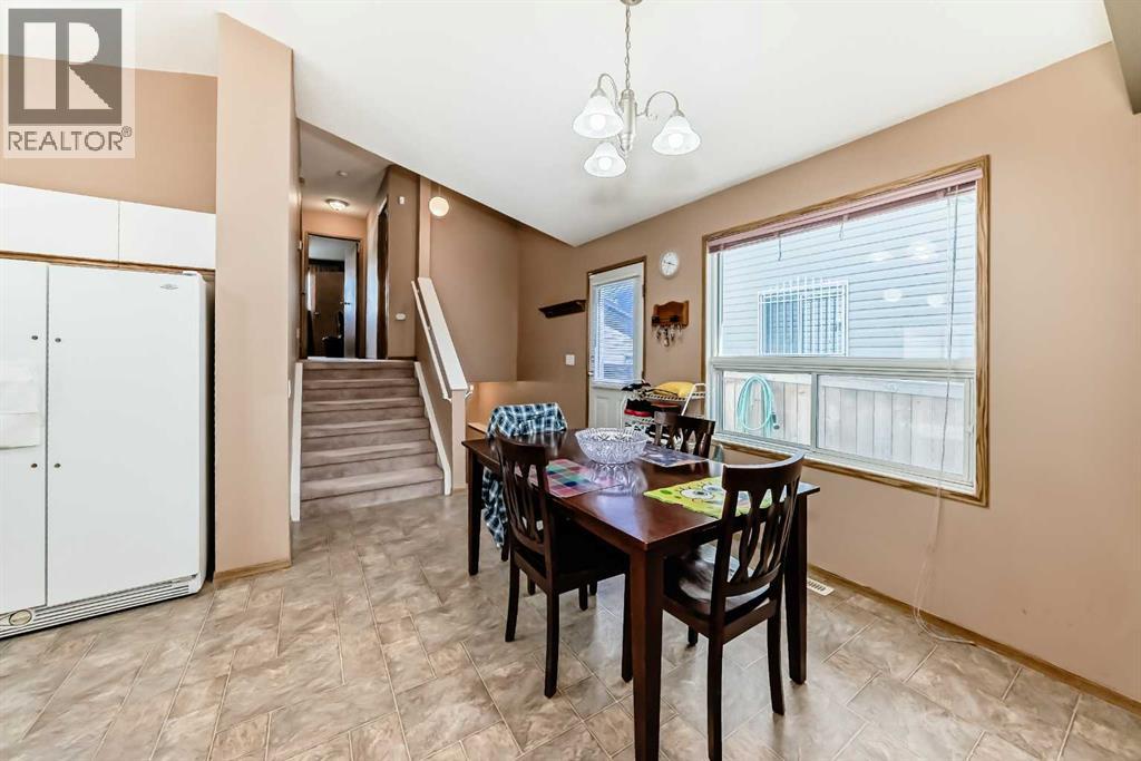 329 Martinwood Place NE, Calgary, Alberta  T3J 3H7 - Photo 28 - A2285894