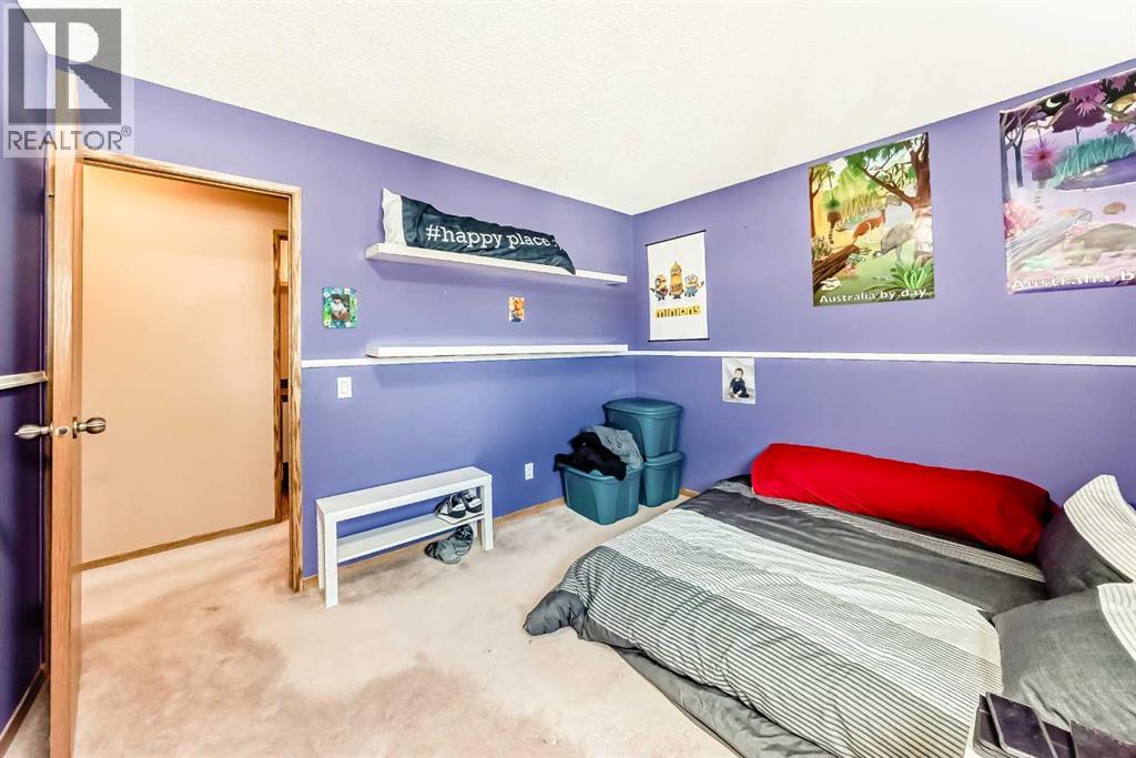 329 Martinwood Place NE, Calgary, Alberta  T3J 3H7 - Photo 33 - A2285894