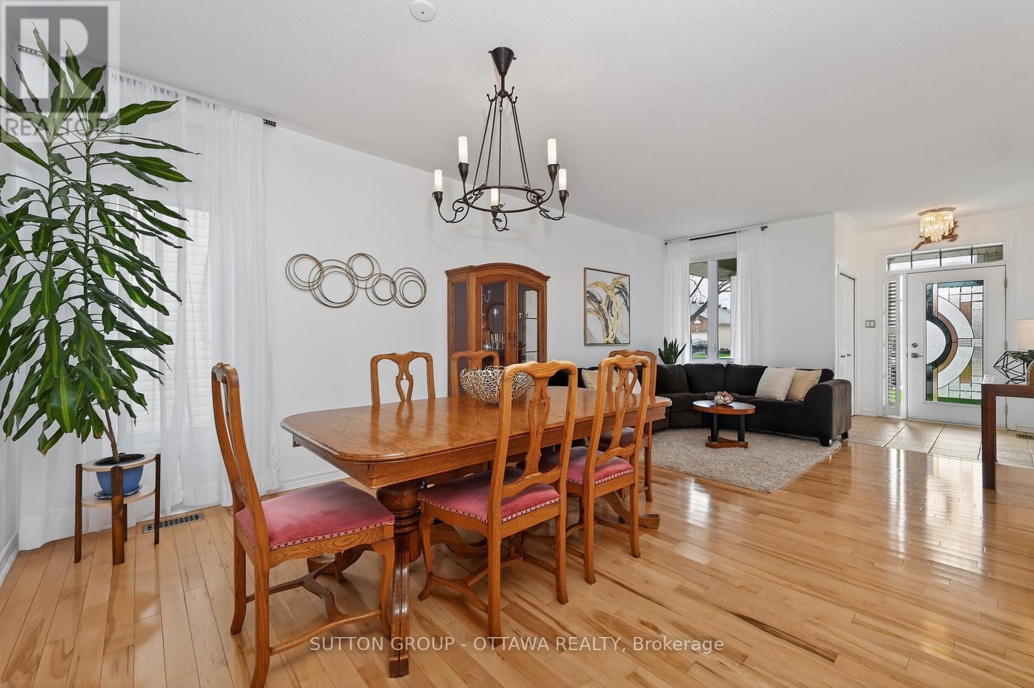 4070 Canyon Walk Drive, Ottawa, Ontario  K1V 1W4 - Photo 6 - X13087892