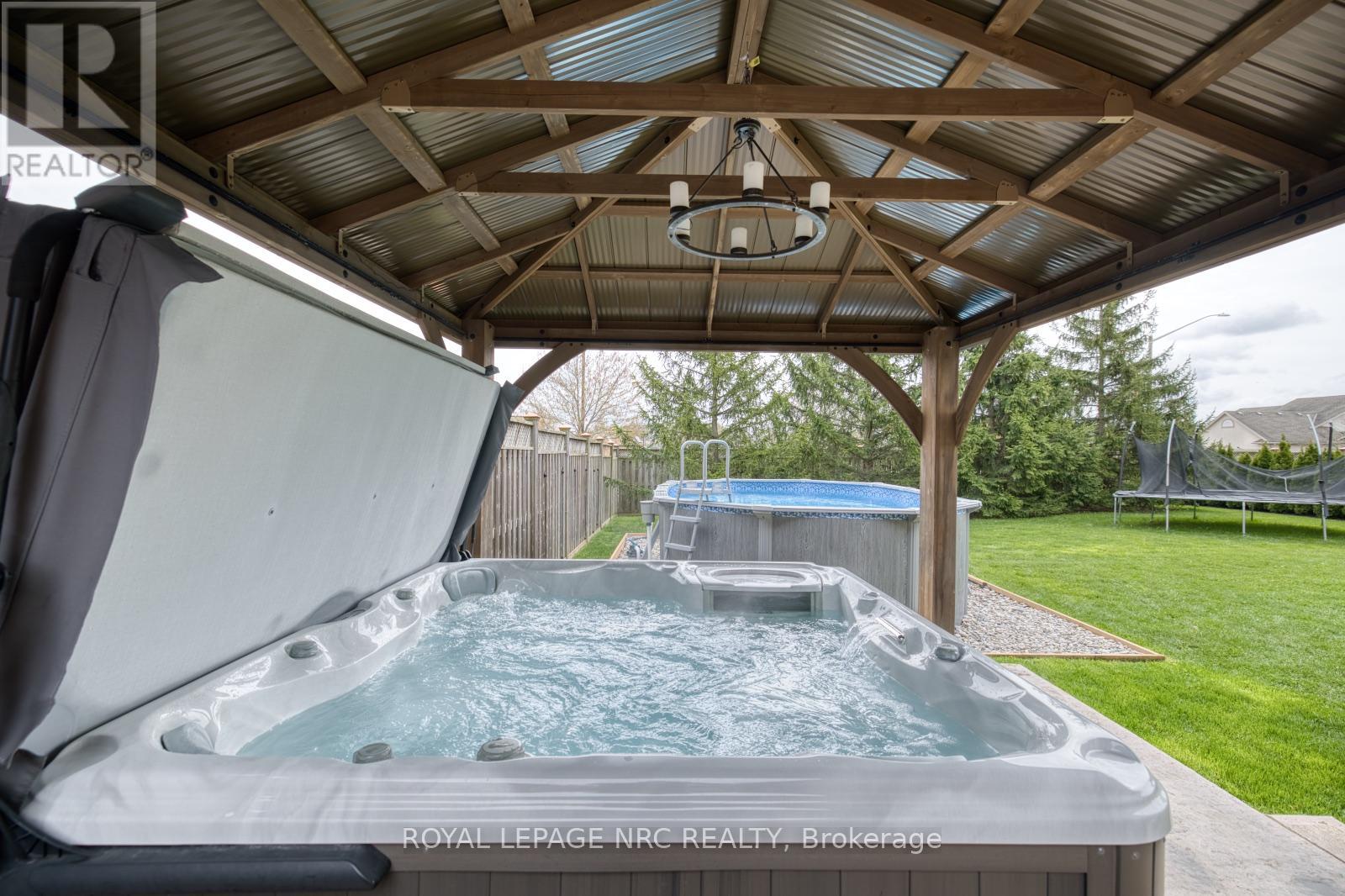 8479 Forestview Boulevard, Niagara Falls (Forestview), Ontario  L2H 0B2 - Photo 10 - X13087864