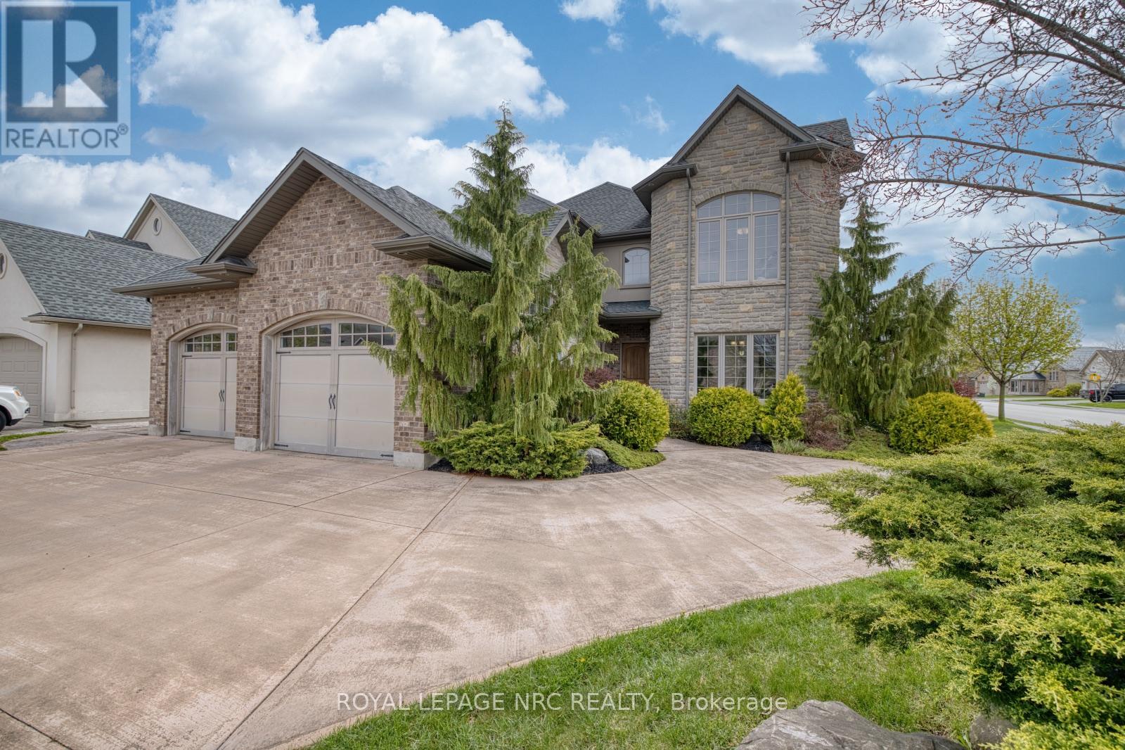 8479 Forestview Boulevard, Niagara Falls (Forestview), Ontario  L2H 0B2 - Photo 2 - X13087864