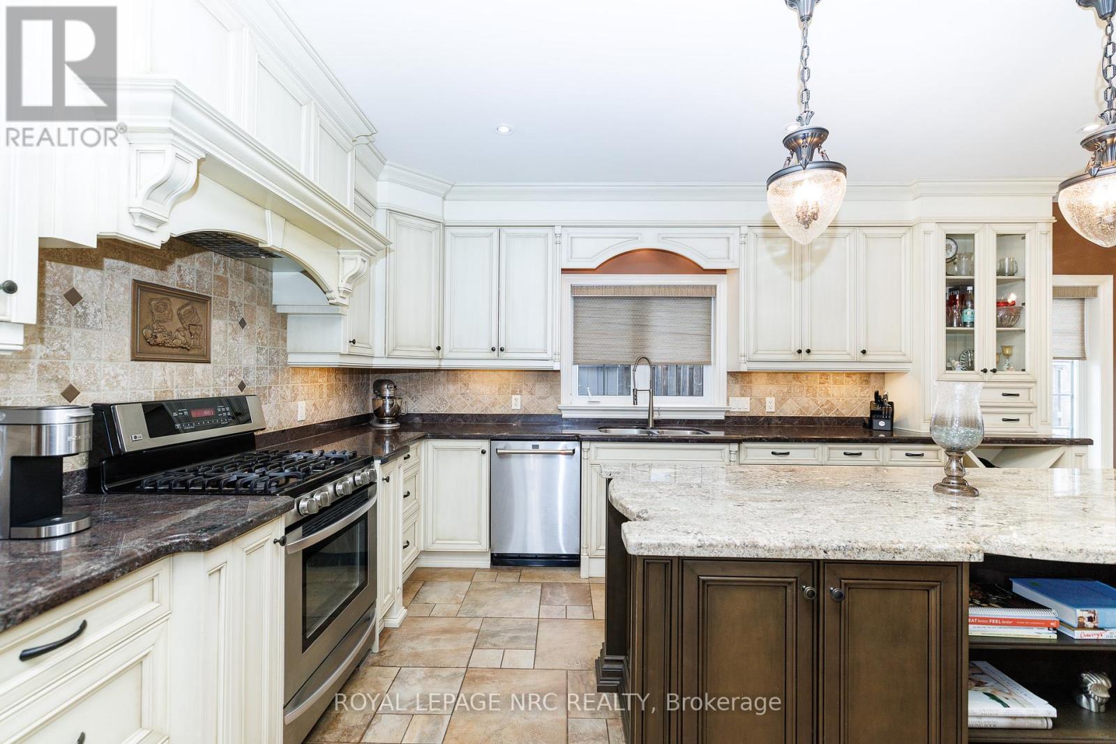 8479 Forestview Boulevard, Niagara Falls (Forestview), Ontario  L2H 0B2 - Photo 20 - X13087864