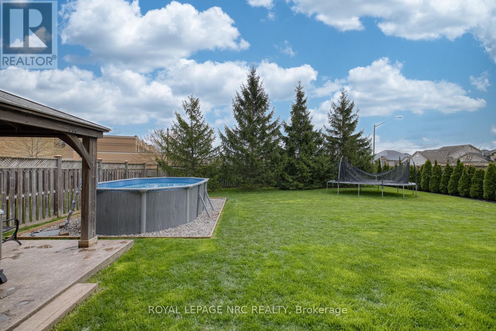 8479 Forestview Boulevard, Niagara Falls (Forestview), Ontario  L2H 0B2 - Photo 6 - X13087864