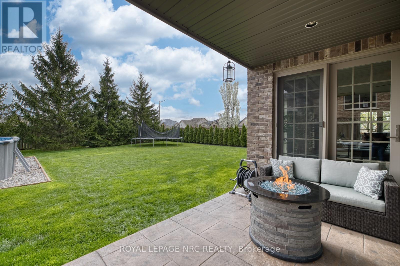 8479 Forestview Boulevard, Niagara Falls (Forestview), Ontario  L2H 0B2 - Photo 7 - X13087864