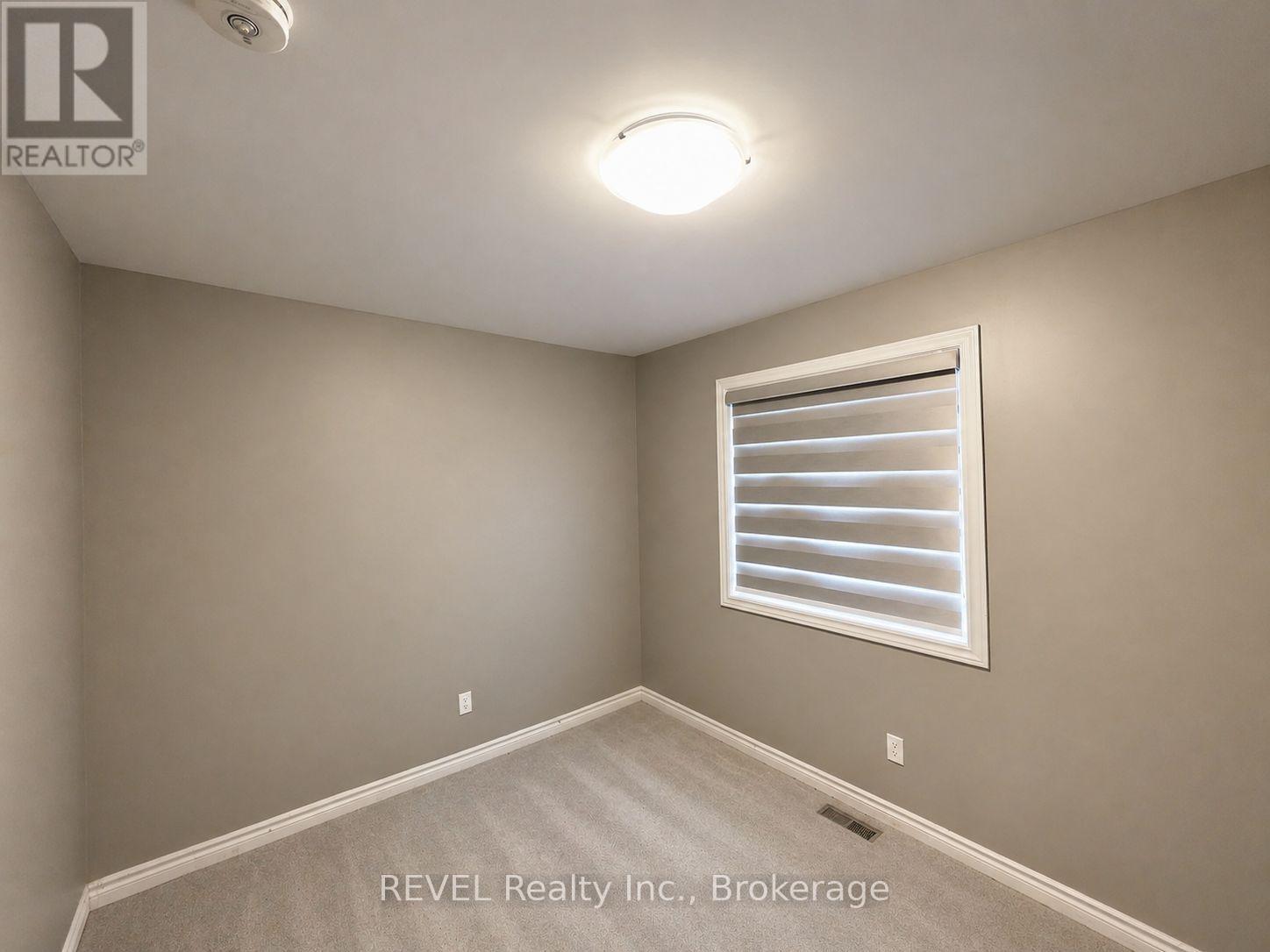 9 Caroline Street, Welland (Lincoln/crowland), Ontario  L3B 0J8 - Photo 11 - X13087870