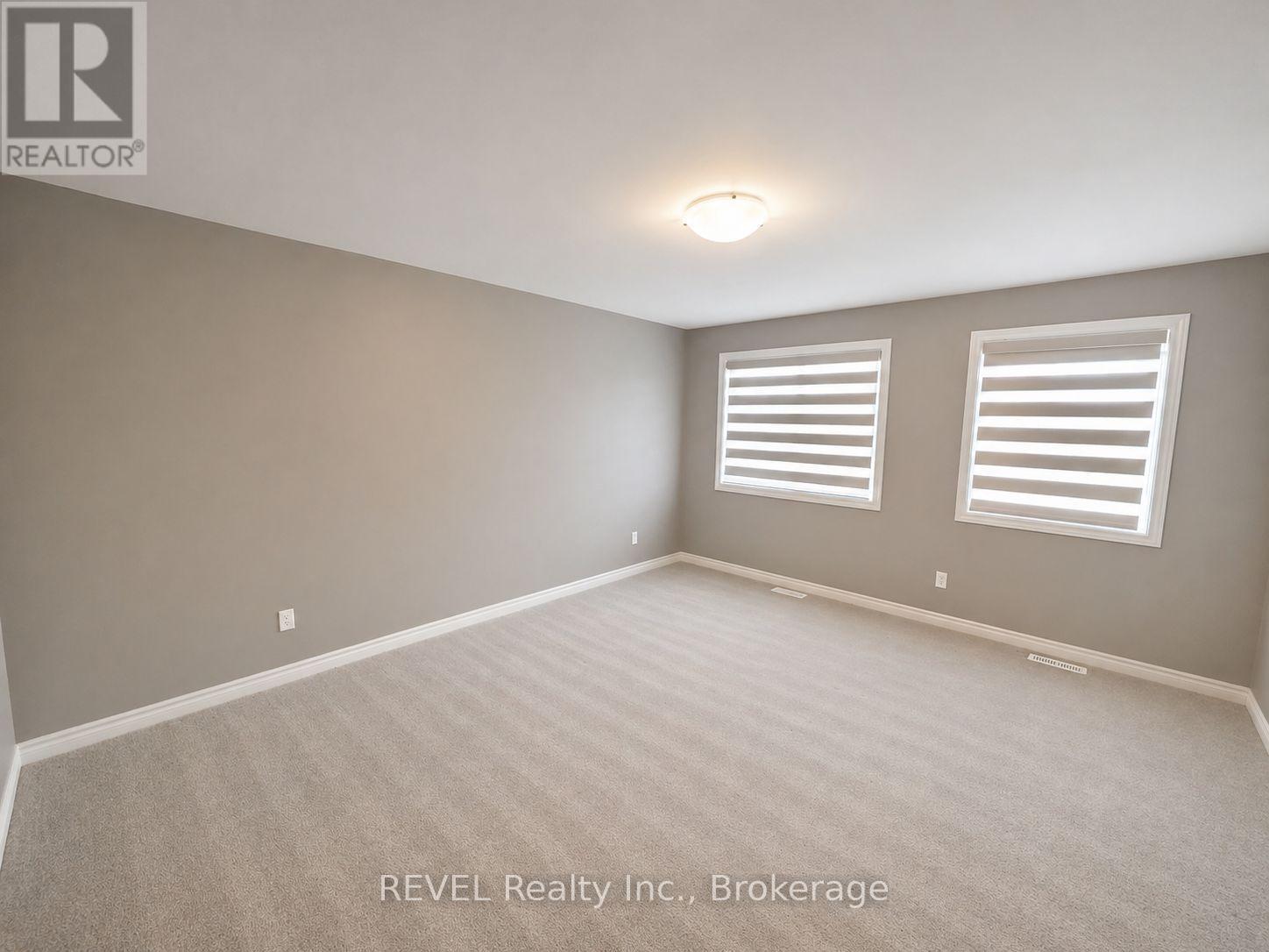 9 Caroline Street, Welland (Lincoln/crowland), Ontario  L3B 0J8 - Photo 7 - X13087870