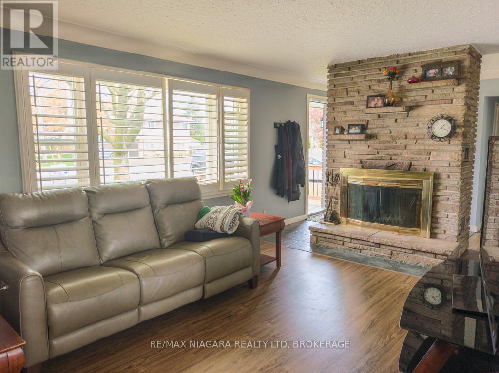 6774 Glendoone Street, Niagara Falls, Ontario  L2J 1G2 - Photo 3 - X13087900