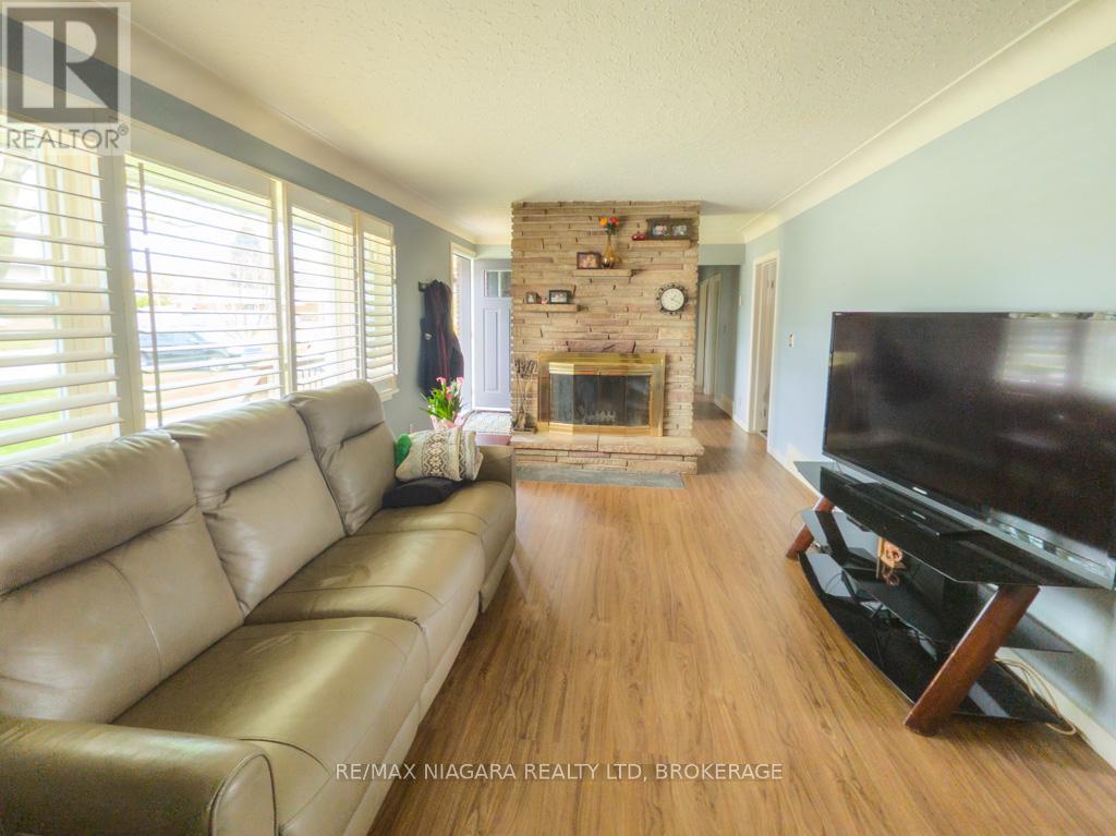 6774 Glendoone Street, Niagara Falls, Ontario  L2J 1G2 - Photo 4 - X13087900