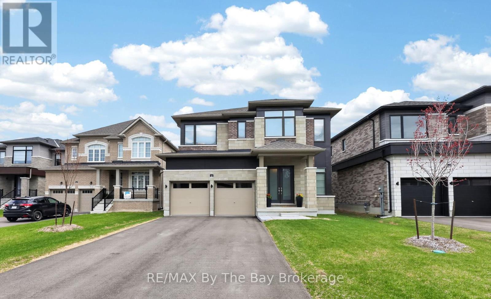 167 ROSANNE CIRCLE, Wasaga Beach, Ontario