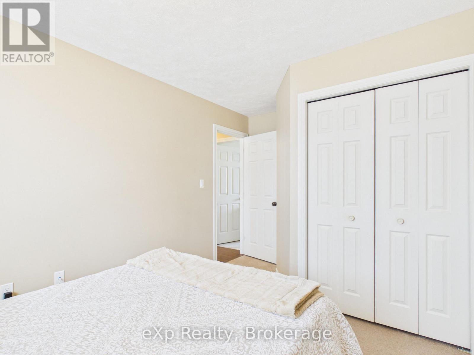241 17th Avenue, Hanover, Ontario  N4N 3V4 - Photo 18 - X13087866