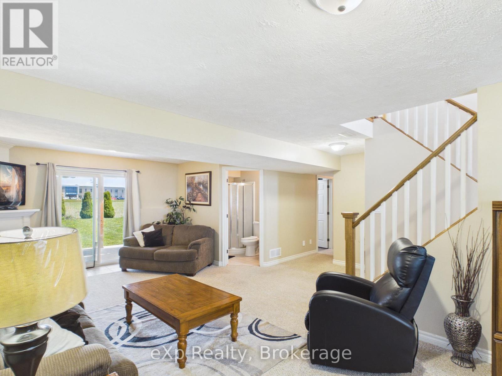241 17th Avenue, Hanover, Ontario  N4N 3V4 - Photo 26 - X13087866