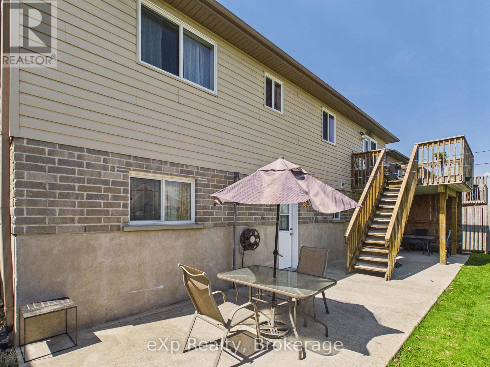 241 17th Avenue, Hanover, Ontario  N4N 3V4 - Photo 32 - X13087866