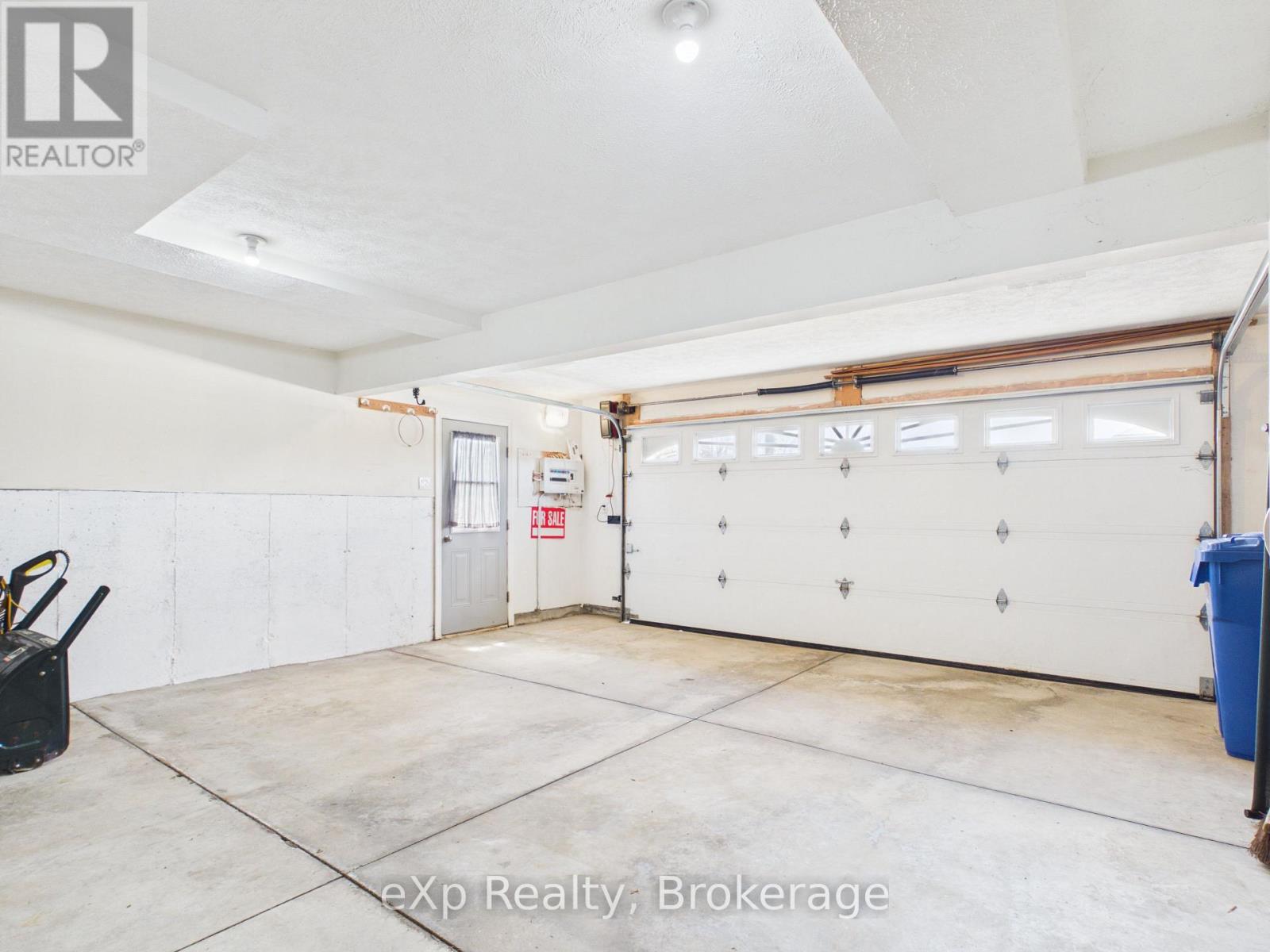 241 17th Avenue, Hanover, Ontario  N4N 3V4 - Photo 40 - X13087866