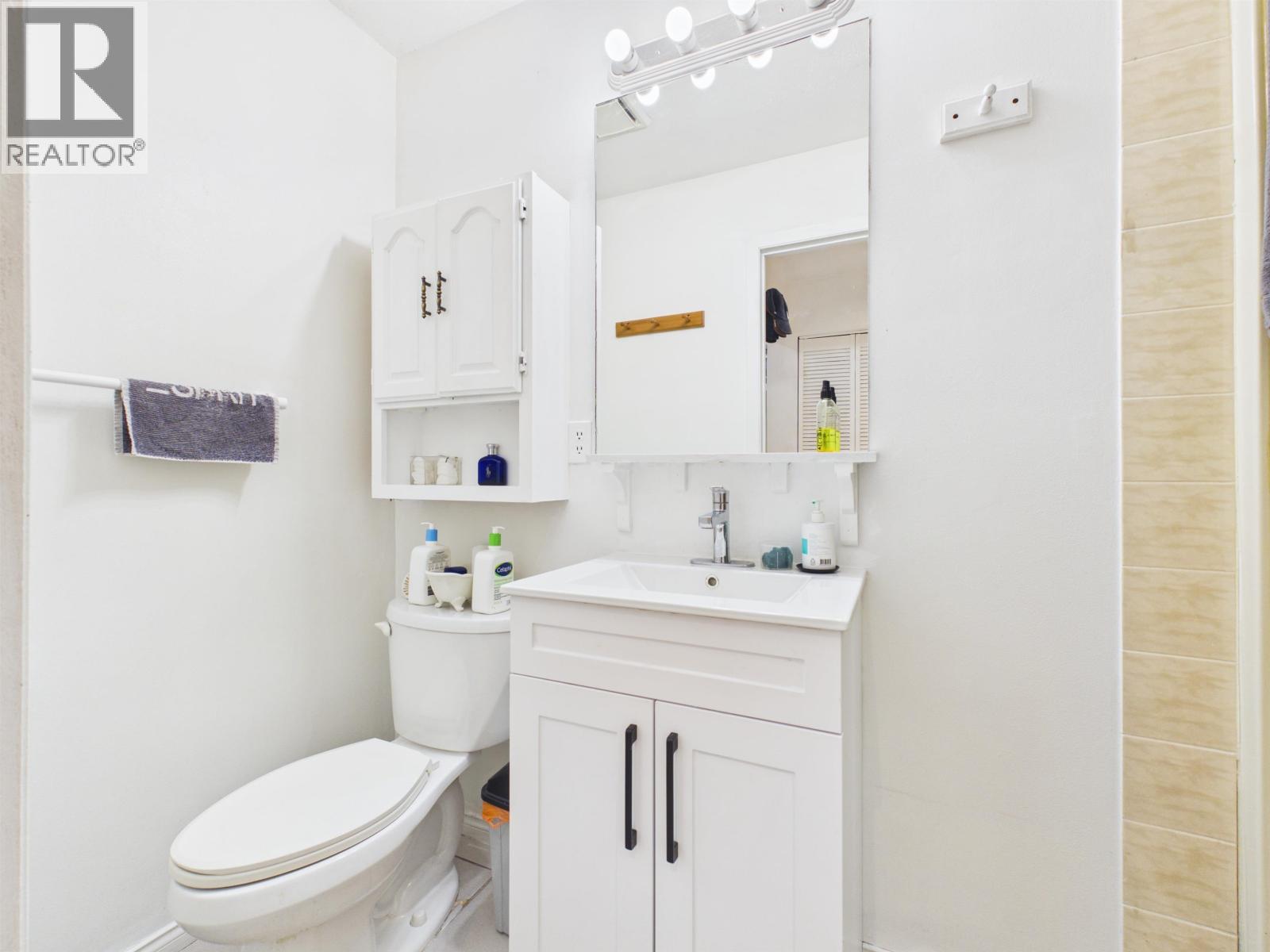 2480 Mclennan Avenue, Richmond, British Columbia  V6X 2N7 - Photo 6 - R3119918