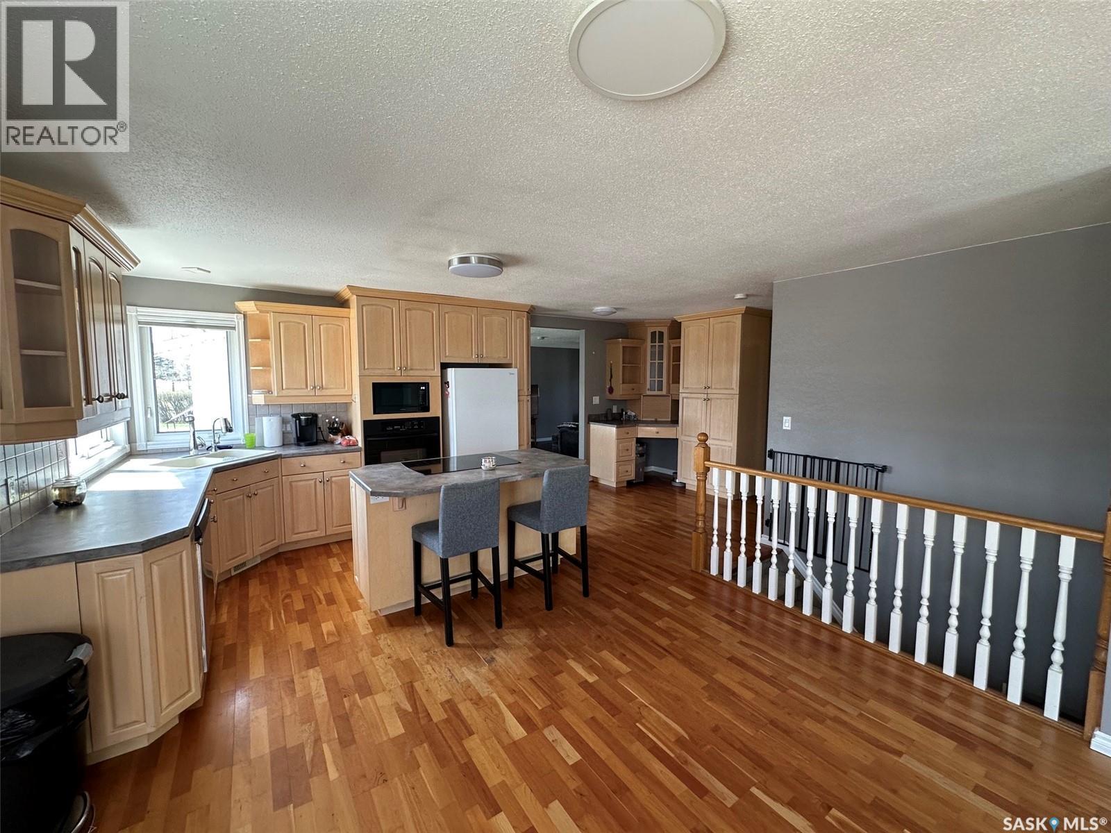 1114 Herbert Avenue, Herbert, Saskatchewan  S0H 2A0 - Photo 10 - SK035012