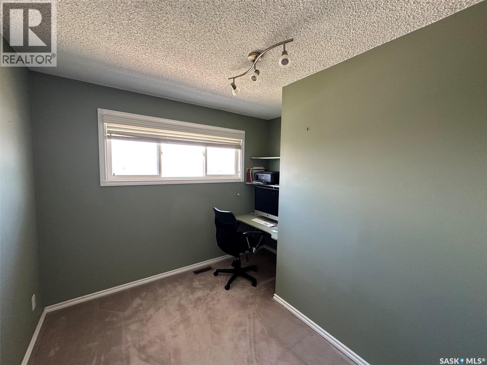 1114 Herbert Avenue, Herbert, Saskatchewan  S0H 2A0 - Photo 21 - SK035012