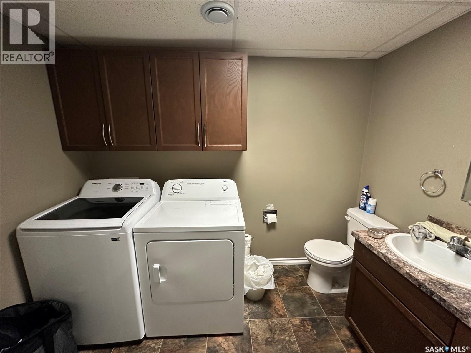 1114 Herbert Avenue, Herbert, Saskatchewan  S0H 2A0 - Photo 27 - SK035012