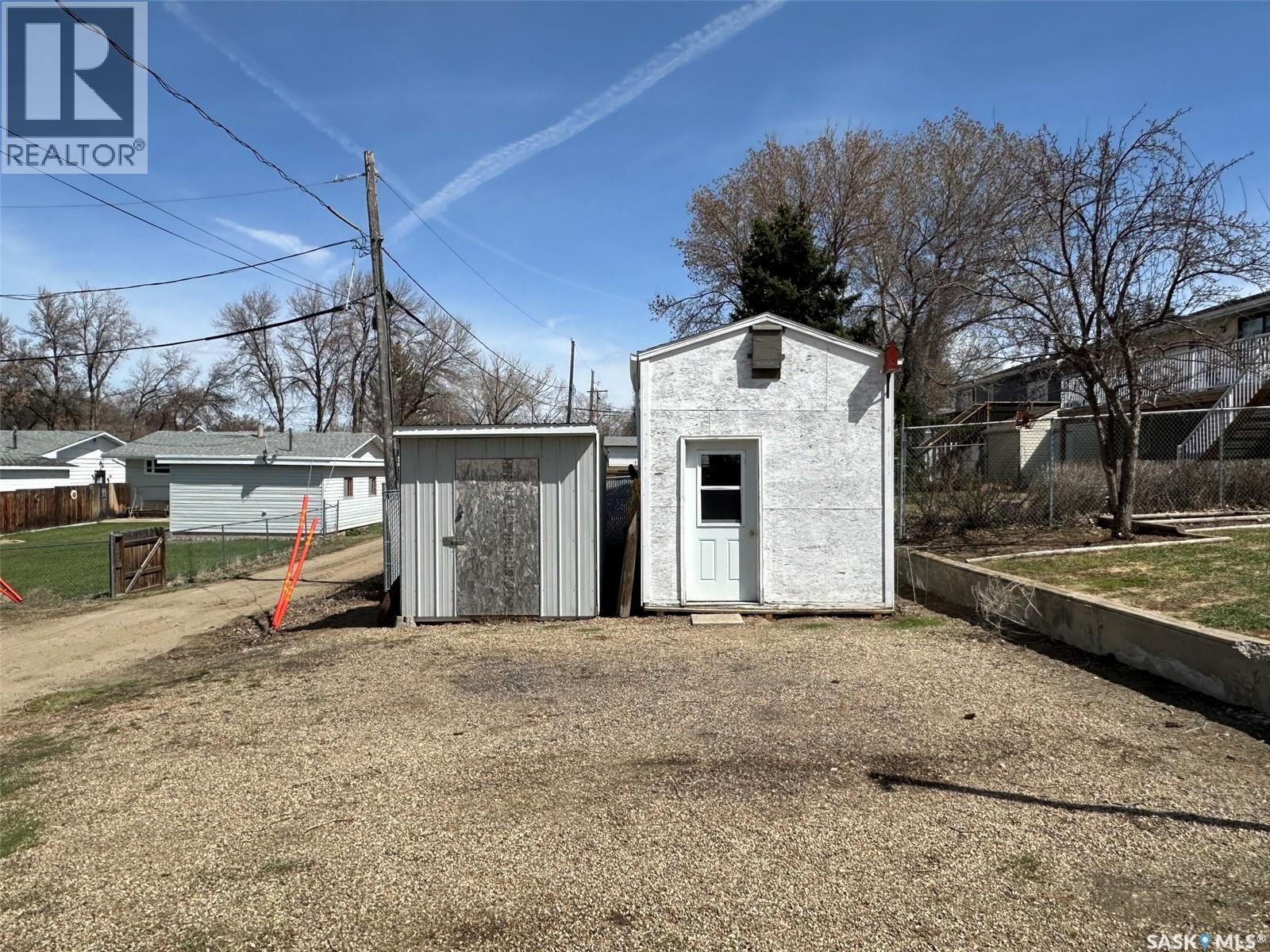 1114 Herbert Avenue, Herbert, Saskatchewan  S0H 2A0 - Photo 33 - SK035012