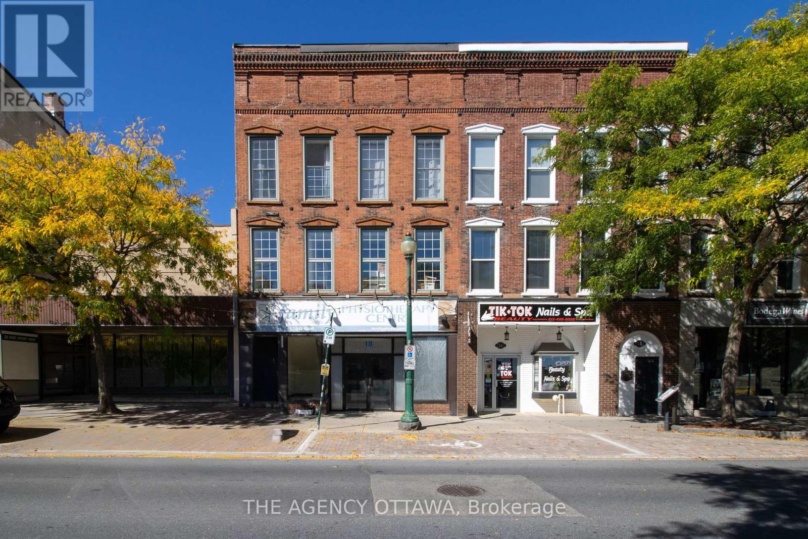 1 - 18 KING STREET W, Brockville, Ontario