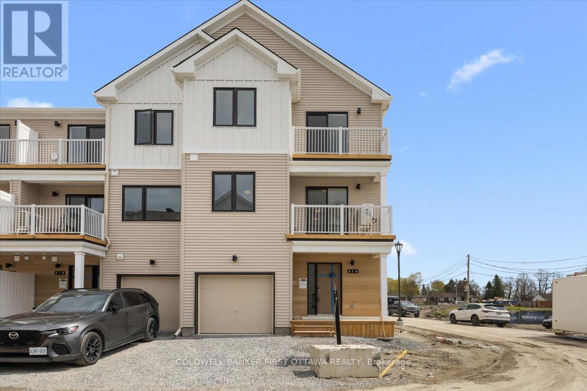 516 CELESTINE PRIVATE, Ottawa, Ontario