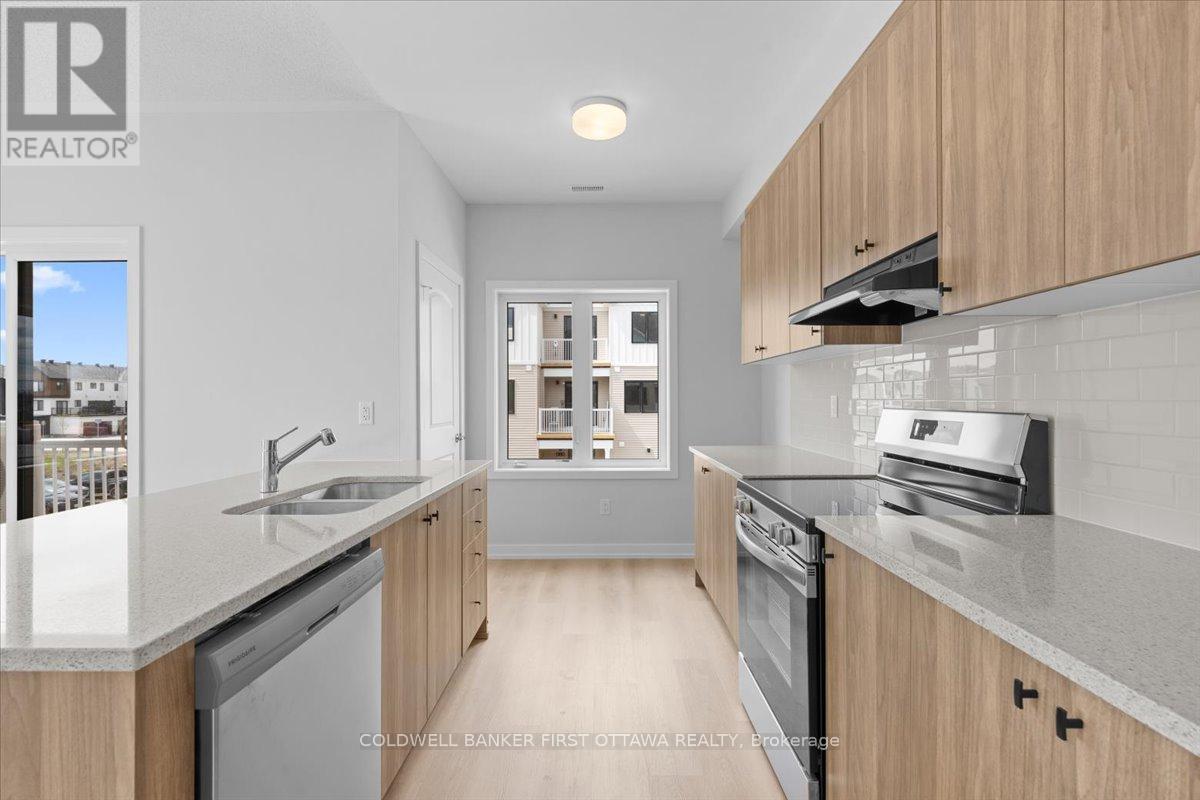 516 Celestine Private, Ottawa, Ontario  K2J 4H7 - Photo 12 - X13087990
