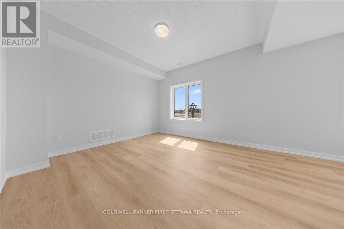 516 Celestine Private, Ottawa, Ontario  K2J 4H7 - Photo 6 - X13087990
