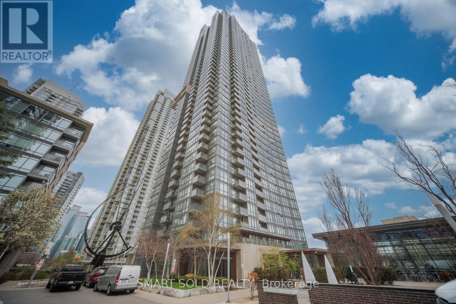 2606 - 11 BRUNEL COURT, Toronto, Ontario