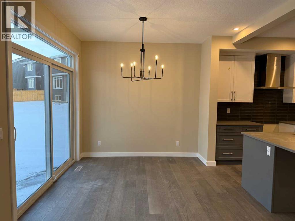 63 Sunrise Heath, Cochrane, Alberta  T4C 3C5 - Photo 14 - A2269947